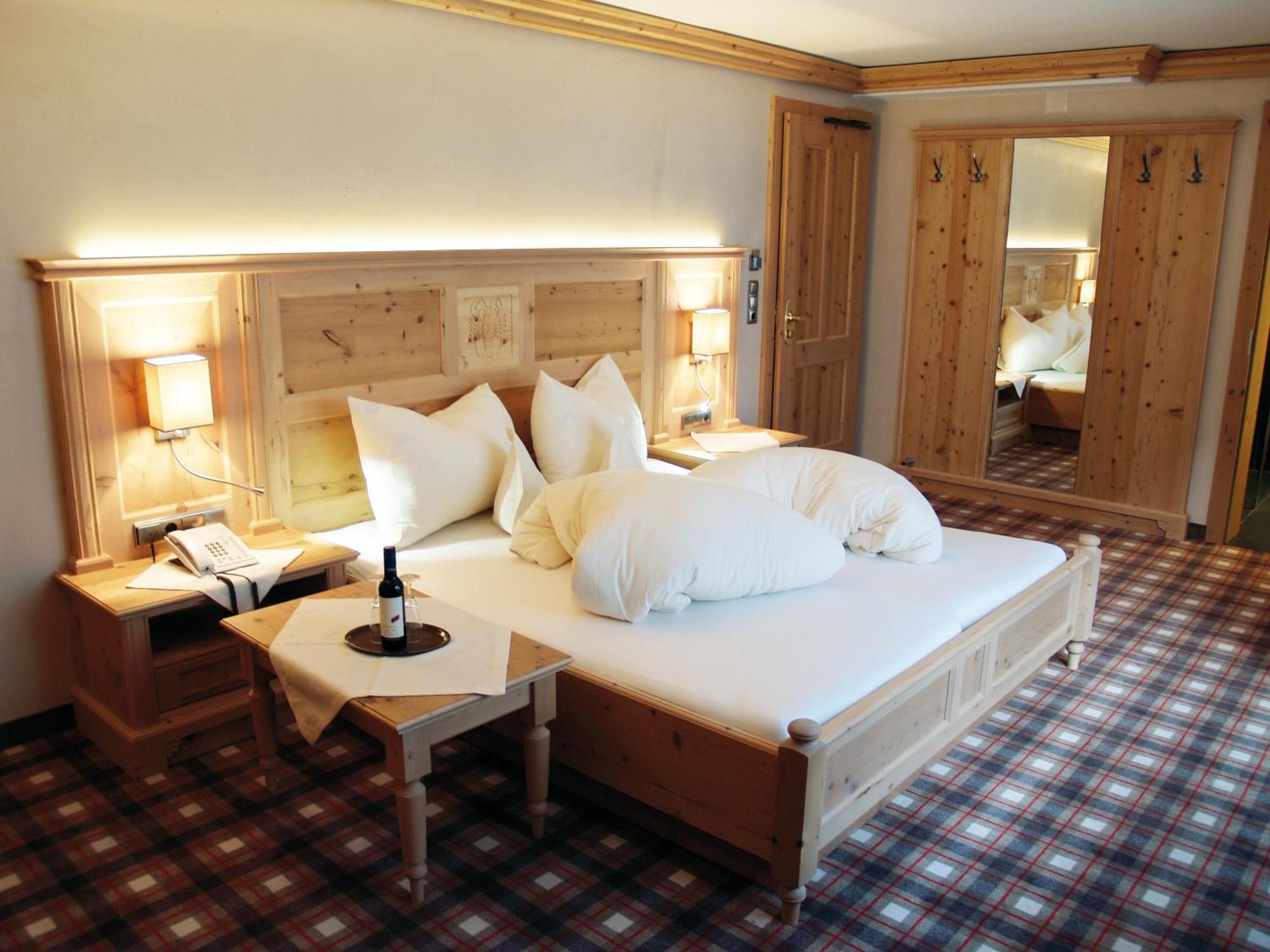 Sport- Und Genusshotel Silvretta Ισγκλ Εξωτερικό φωτογραφία