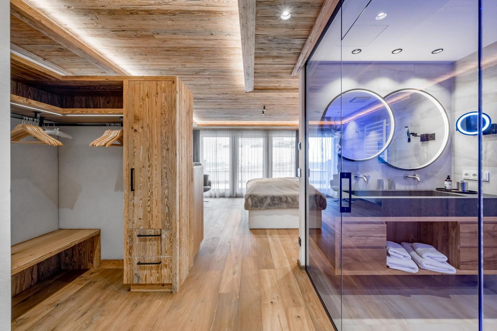 Sport- Und Genusshotel Silvretta Ισγκλ Εξωτερικό φωτογραφία