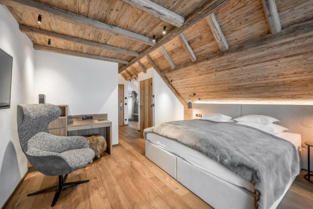 Sport- Und Genusshotel Silvretta Ισγκλ Εξωτερικό φωτογραφία