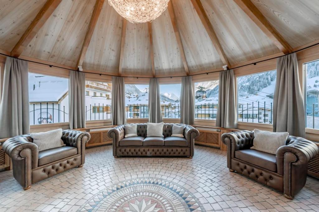 Sport- Und Genusshotel Silvretta Ισγκλ Εξωτερικό φωτογραφία