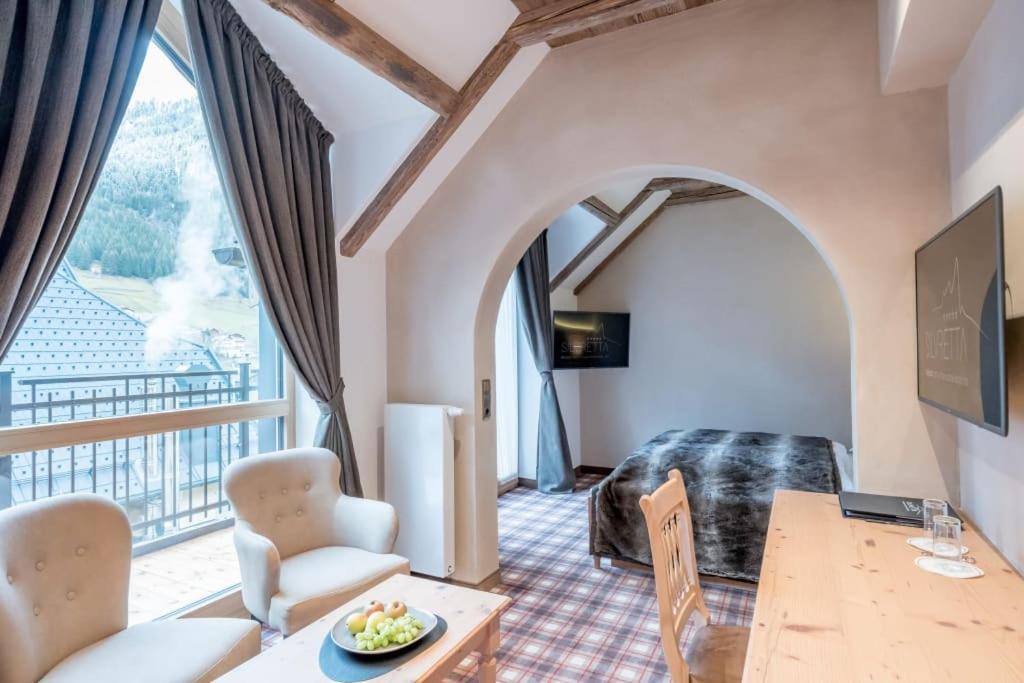 Sport- Und Genusshotel Silvretta Ισγκλ Εξωτερικό φωτογραφία