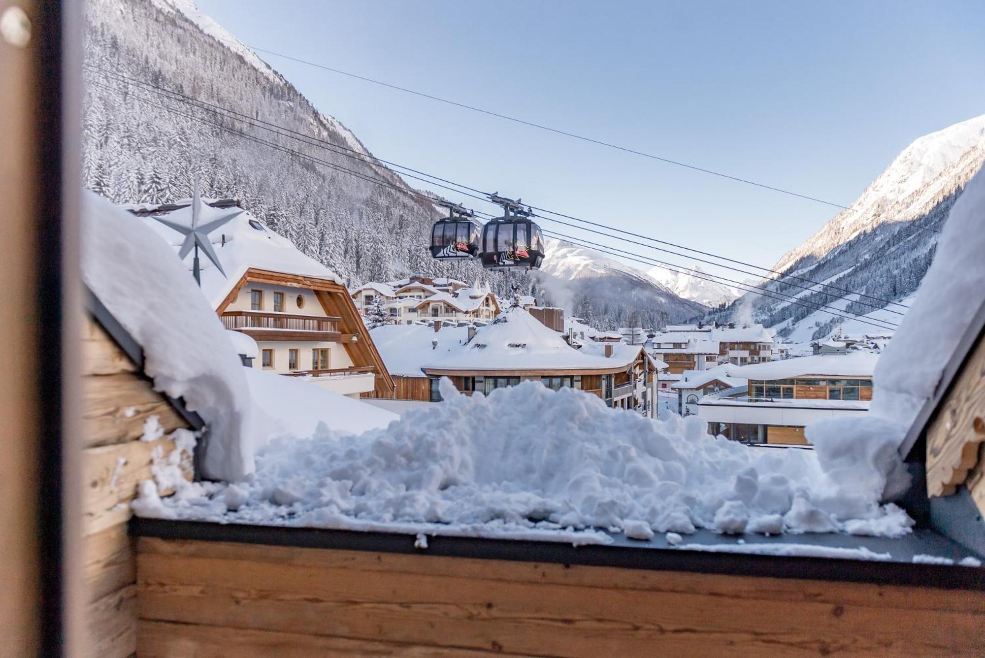 Sport- Und Genusshotel Silvretta Ισγκλ Εξωτερικό φωτογραφία